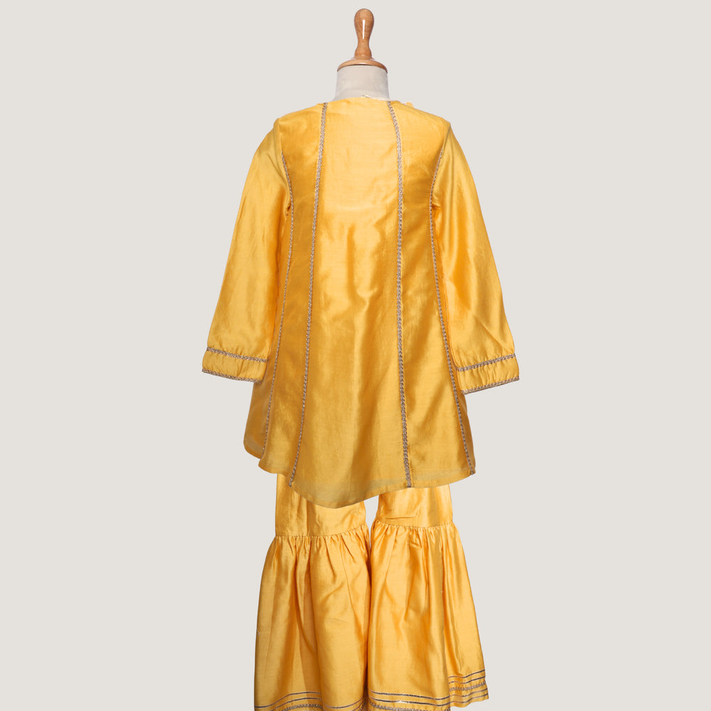 
                  
                    yellow+gottapatti+sharara+set+dupatta+pocomico+aline+tradtional+indian+girls
                  
                