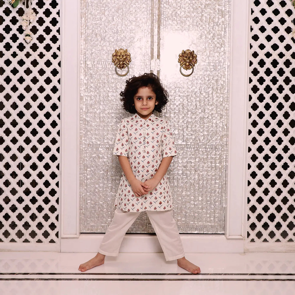 
                      
                        PocoMico's 100% BCI-certified Cotton, Gulshan Zari Kurta Set
                      
                    