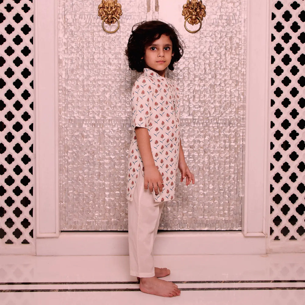 
                      
                        PocoMico's 100% BCI-certified Cotton, Gulshan Zari Kurta Set
                      
                    