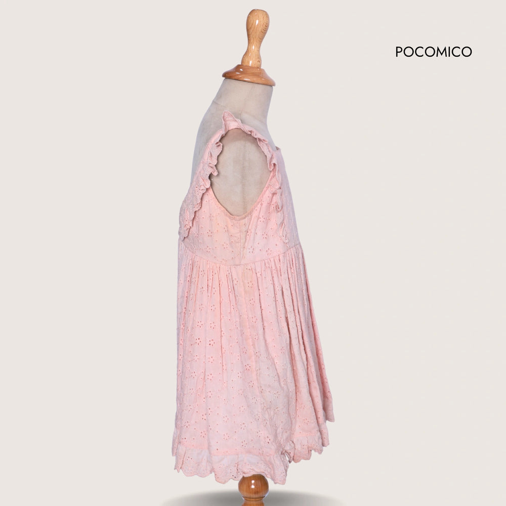 POCOMICO Peach Schiffily Embroidery Dress, a sleeveless, square-neckline dress made of 100% BCI cotton