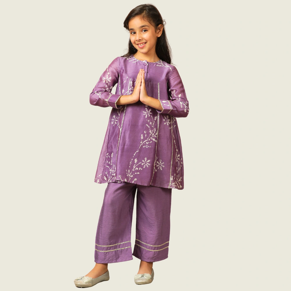 
                  
                    purple-kurta-pajama-gota-silver-work-girls-indian-ethnic-pocomico
                  
                