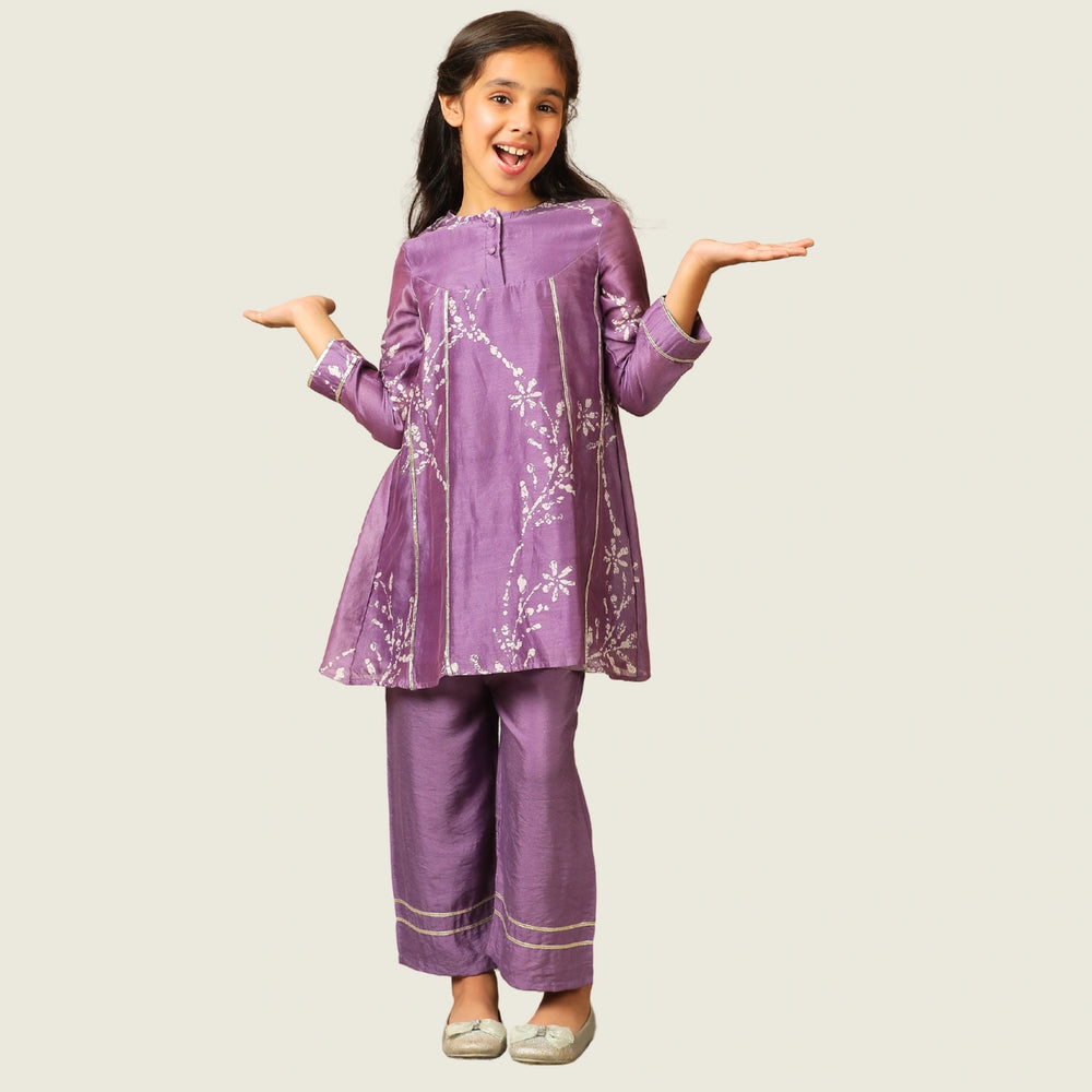 
                  
                    purple-kurta-pajama-gota-silver-work-girls-indian-ethnic-pocomico
                  
                