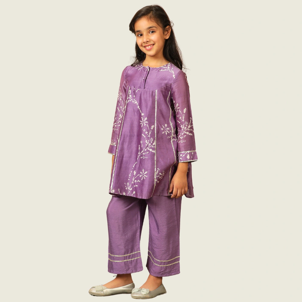 
                  
                    purple-kurta-pajama-gota-silver-work-girls-indian-ethnic-pocomico
                  
                