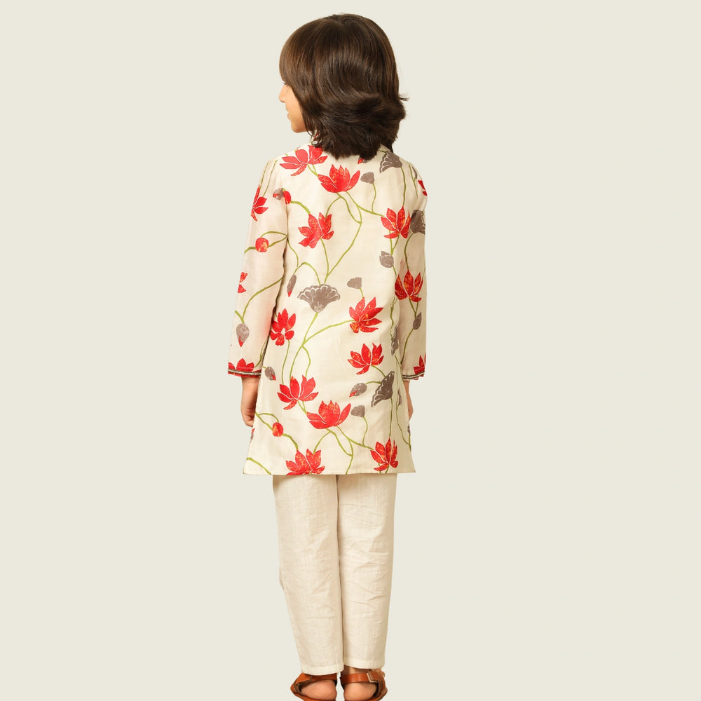 
                  
                    floral-kurta-pajama-red-ivory-bead work-kids-boys-pocomico
                  
                