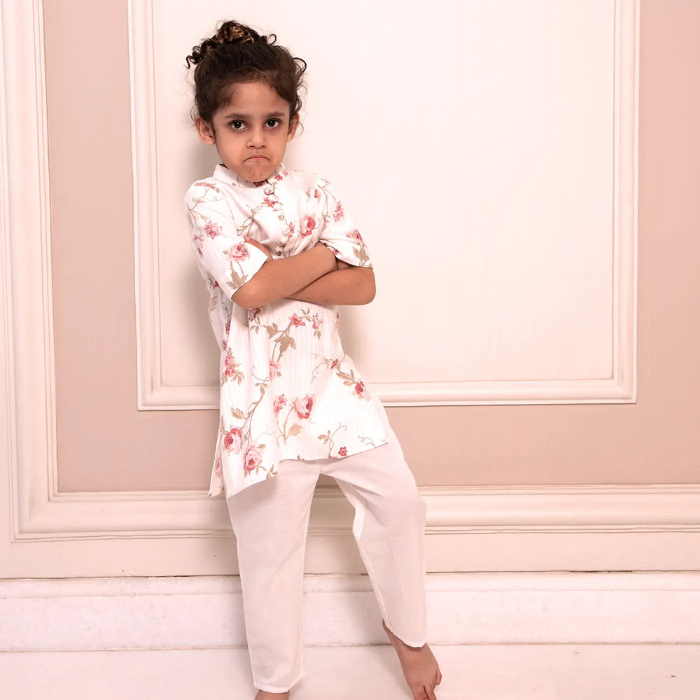 
                      
                        PocoMico's Printed Floral Rajsi Lurex Kurta and Pyjama Set
                      
                    