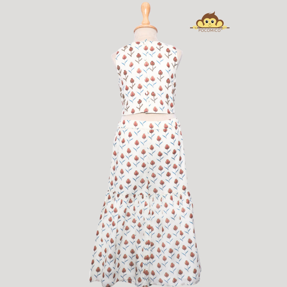 
                  
                     100%+BCI+certified+Cotton+Gulshan+Zari+Kurta+Set+Embroidered+Crop+Top+Sharara+Set+paired+festivewear+weddingwear+soft+floral+pajama+cotton+beautiful+comfortable+perfect+pink+POCOMICO


                  
                