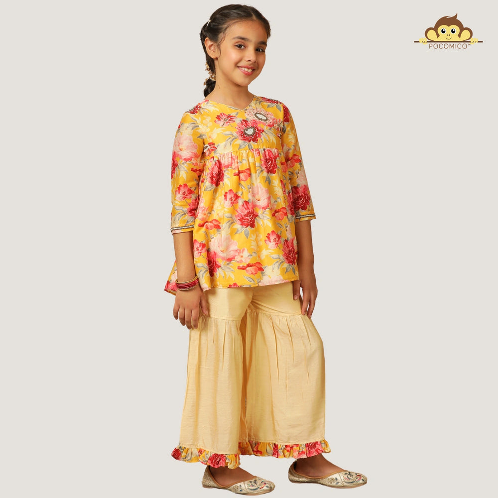 
                  
                    shafron+Sharara+Set+Cotton.100%+BCI+certified+Cotton++Embroidered+Set+paired+festivewear+weddingwear+soft+floral+pajama+cotton+beautiful+comfortable+perfect+pink+POCOMICO

                  
                