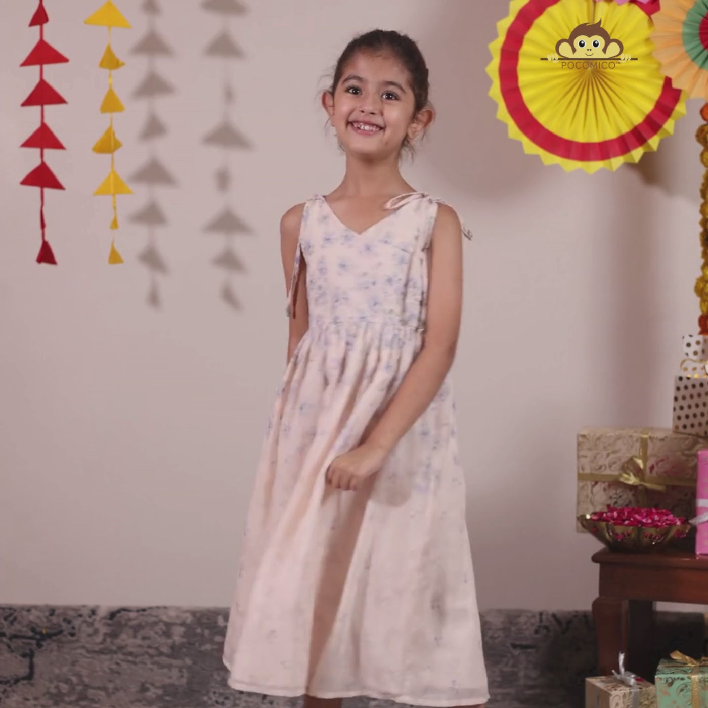 Ethereal+lilac+tulle+dress+girls+V-neckline+shoulder+tie-ups+floral print+lightweight+flowy+perfect+twirling+special+occasions+pocomico