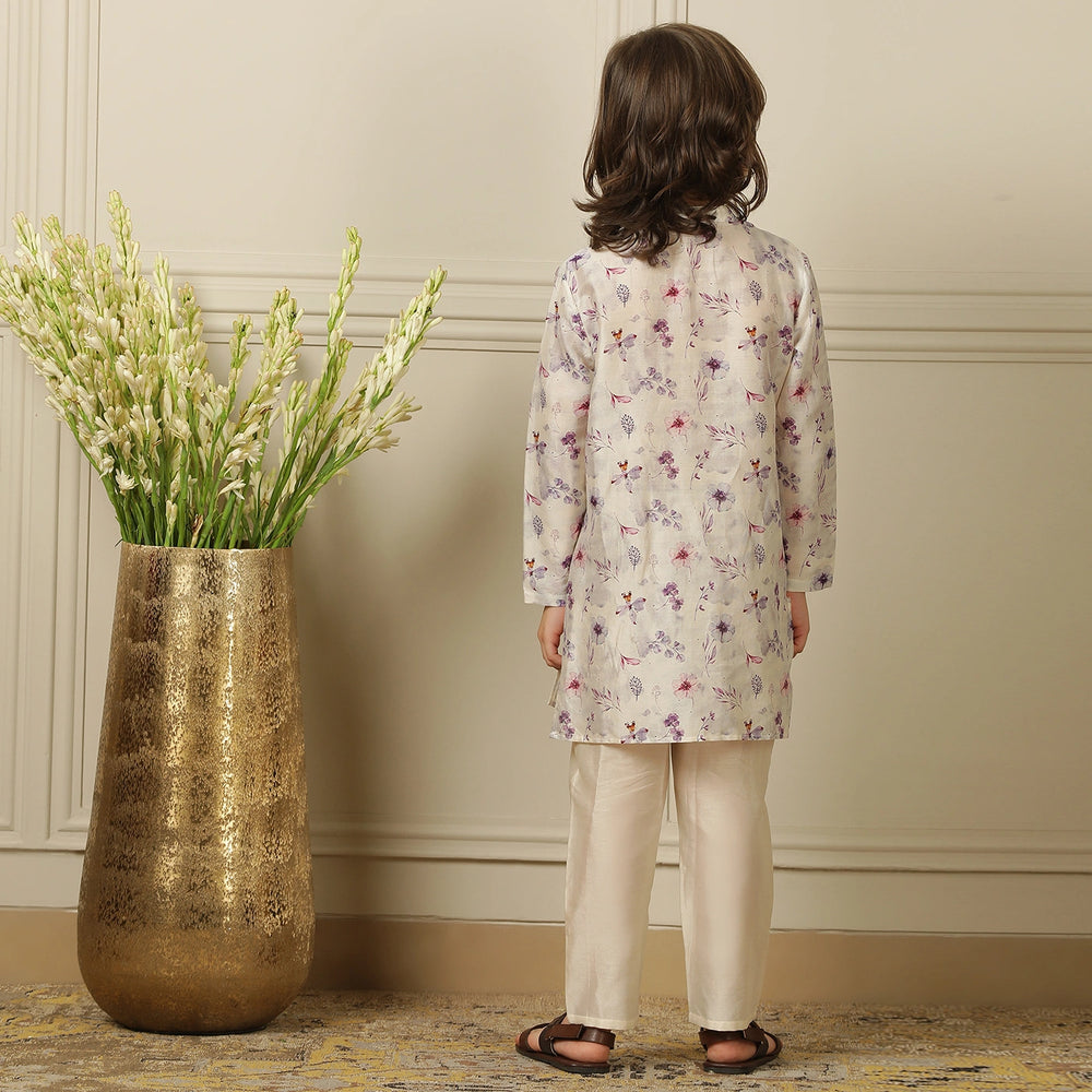 
                  
                    floral+kurta+set+white+pants+pastels+lavender+pajama+festive+wear+idianwear+pocomico
                  
                