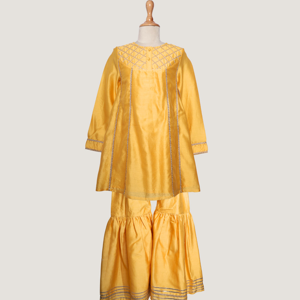yellow+gottapatti+sharara+set+dupatta+pocomico+aline+tradtional+indian+girls